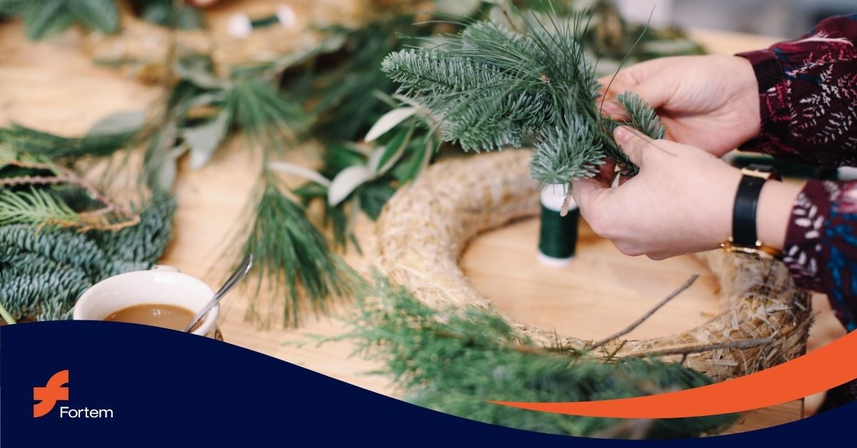 Christmas decoration ornament-wreath